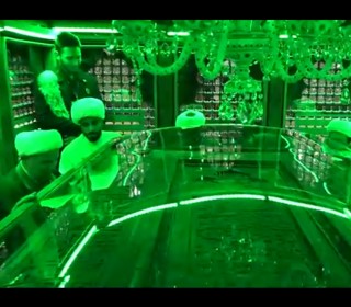 مراسم غبارروبی حرم مطهر حضرت عبدالعظیم حسنی (ع) - منتشر شده از ایرنا 